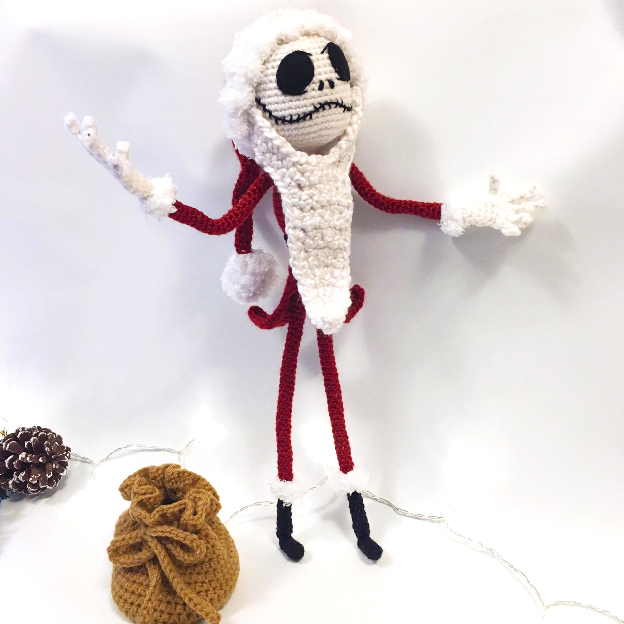 amigurumi-crochet-christmas-softies-toys-free-patterns-2019