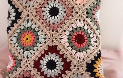 granny-square-crochet-pillow