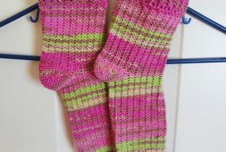 how-to-knit-socks-with-two-circular-needles