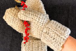 last-minute-crochet-fingerless-gloves