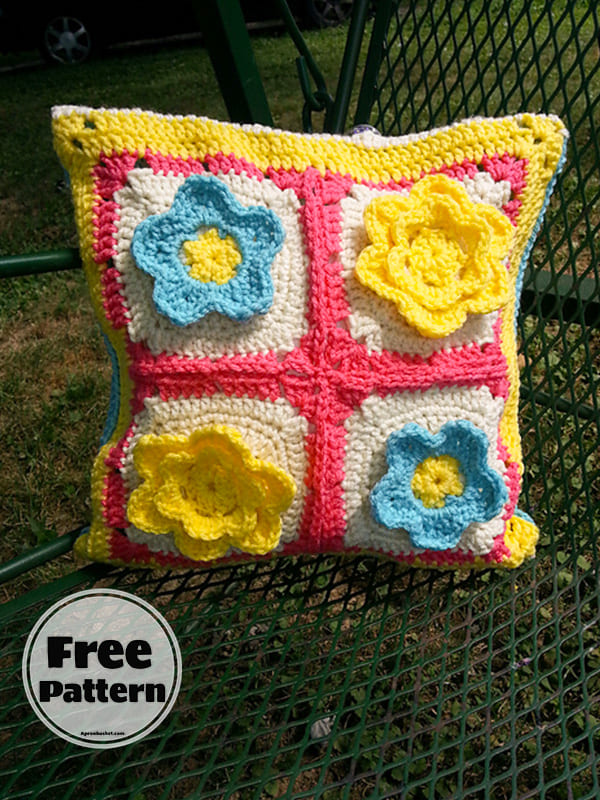 10+ Free Crochet Patterns For Decorative Pillows