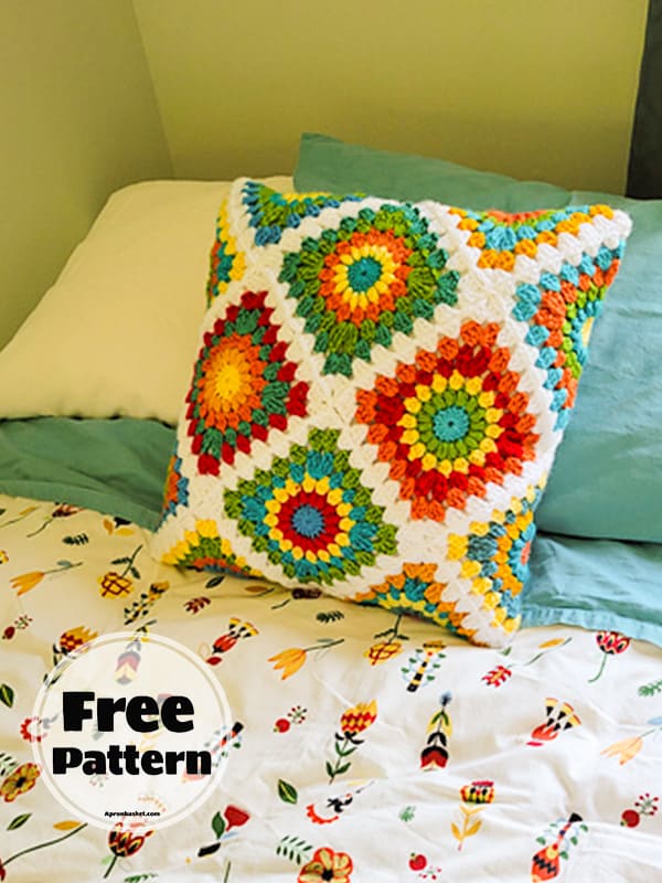 10+ Free Crochet Patterns For Decorative Pillows