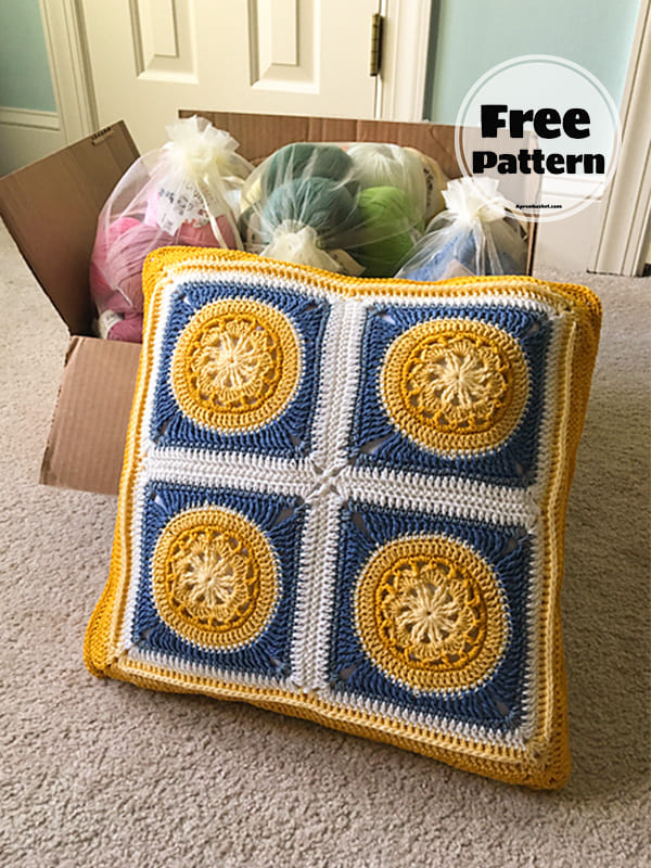 10+ Free Crochet Patterns For Decorative Pillows
