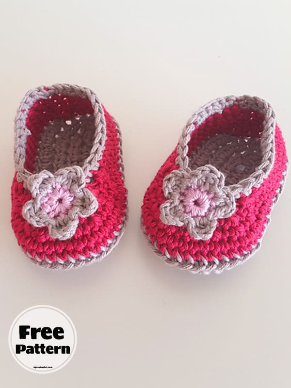 15+ Lovely Free Crochet Patterns For Baby Booties