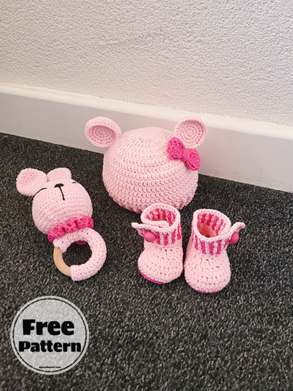 15+ Lovely Free Crochet Patterns For Baby Booties