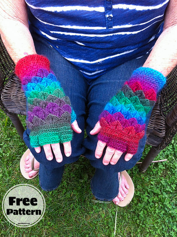 10+ Beautiful Crochet Fingerless Gloves Free Pattern