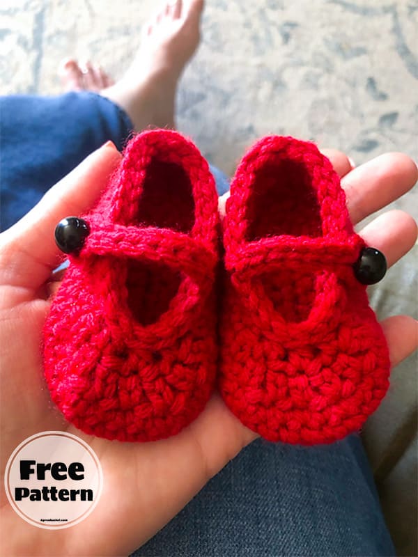 15+ Lovely Free Crochet Patterns For Baby Booties