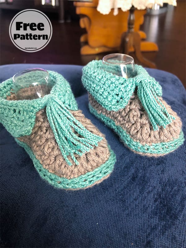 15+ Lovely Free Crochet Patterns For Baby Booties