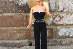 27-free-crochet-barbie-clothing-model-ideas-with-you-colorize-your-toys