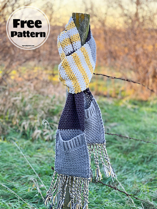 crochet scarf with pockets