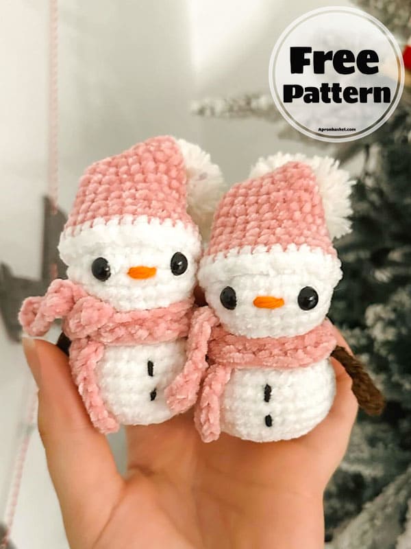 Crochet Snowman Pattern (3)