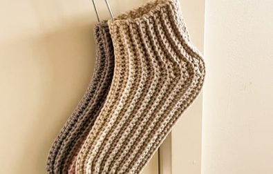 easy-crochet-slipper-socks-free-pattern