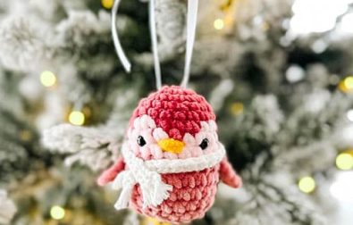 free-penguin-crochet-christmas-ornament-pattern