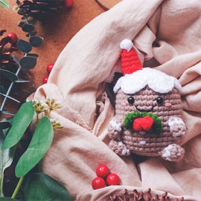 petite-crochet-gingerbread-man-free-pdf-pattern