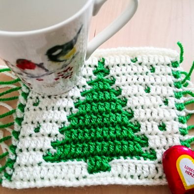 christmas-tree-crochet-coasters-free-pdf-pattern