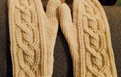 chunky-crochet-mittens-free-pattern