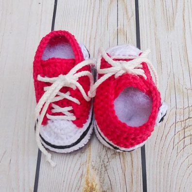 converse-shoes-crochet-baby-booties-free-pattern-pdf