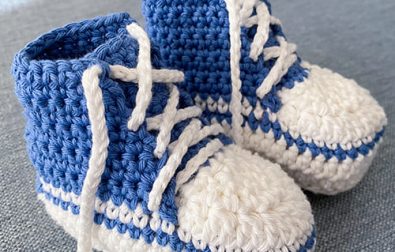 converse-free-crochet-baby-booties-pattern