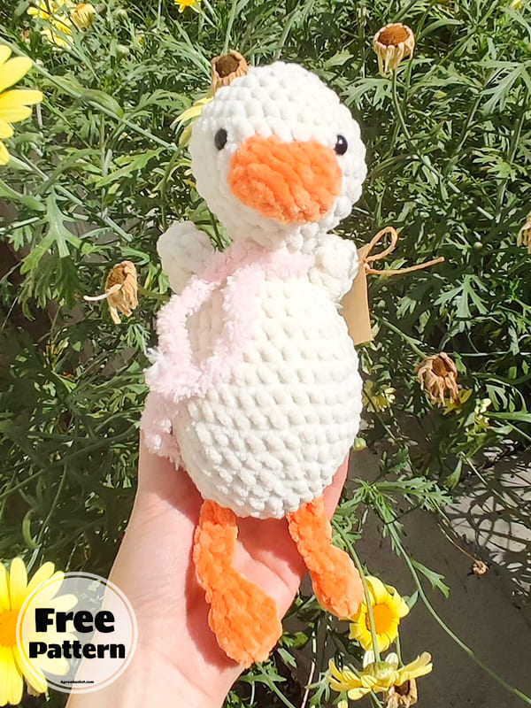 Free crochet duck pattern (3)