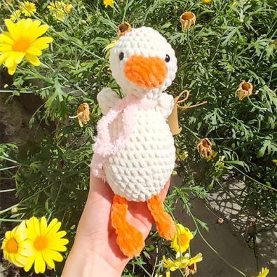 easy-free-white-plush-crochet-duck-pattern