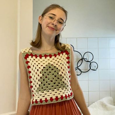 granny-square-crochet-sweater-vest-free-pattern