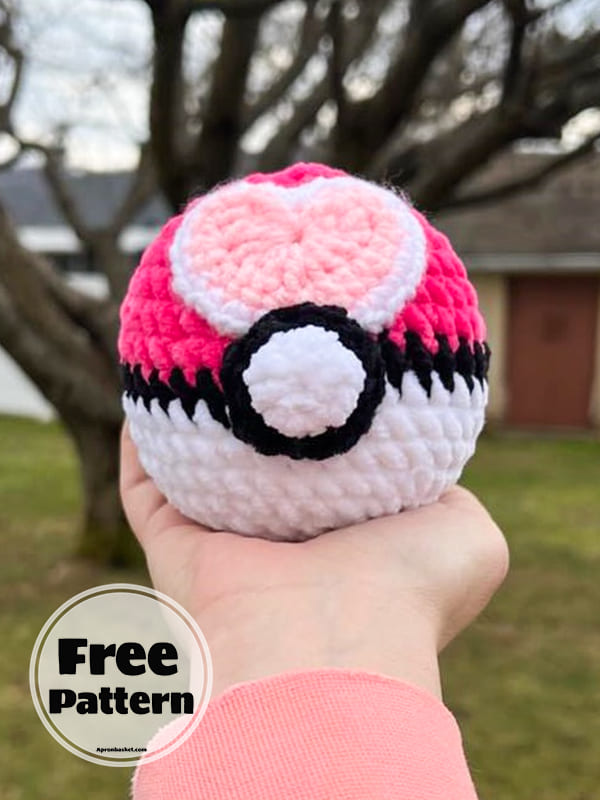 crochet pokeball (2)