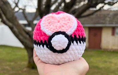 free-pdf-pokeball-crochet-pattern