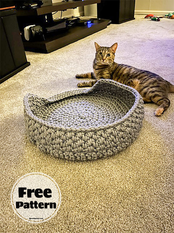 Big Little Crochet Cat Bed Free Pattern (2)