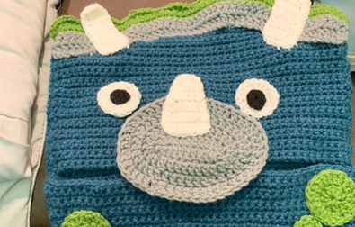 dinosaur-free-beginner-crochet-baby-blanket