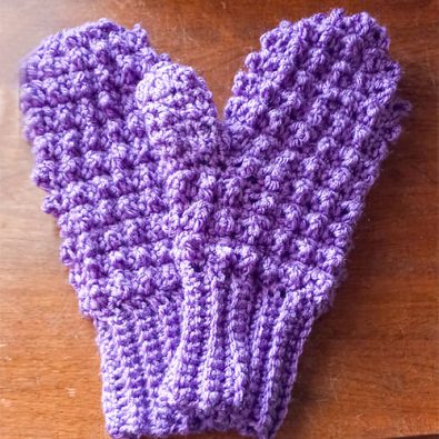 easy-crochet-thrummed-mittens-free-pattern