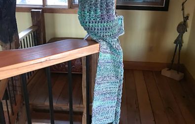 easy-free-crochet-pattern-for-hooded-scarf-with-pockets-pdf