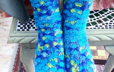 fish-scale-free-crochet-knee-socks-pattern