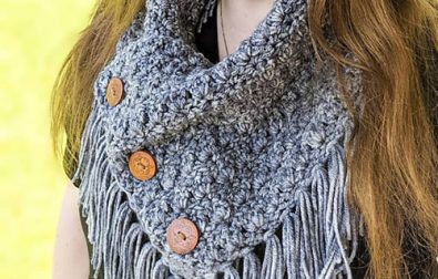 free-easy-buttoned-crochet-cowl-pattern