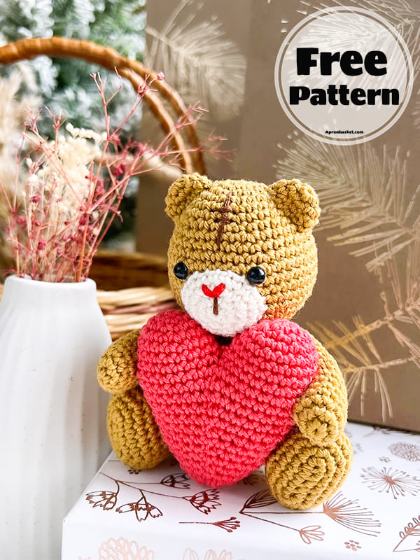 Free Valentine’s Crochet Teddy Bear Pattern (2)