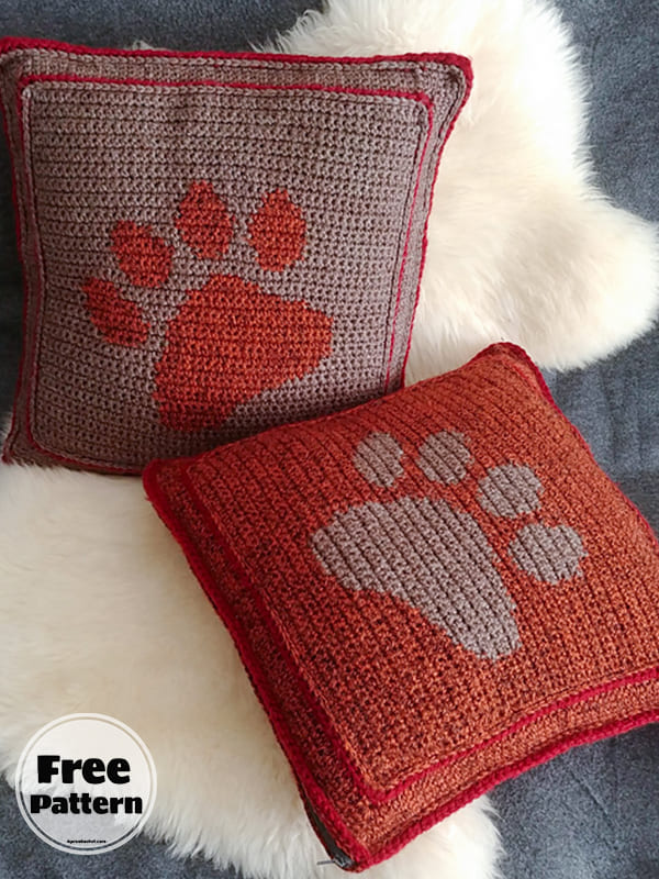 Paw Free Pillow Case Crochet Pattern 