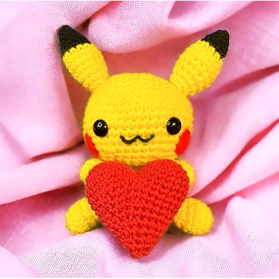 free-amigurumi-valentines-pikachu-crochet-pattern