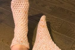 pink-very-easy-crochet-sock-pattern-free