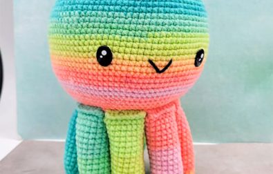 free-crochet-rainbow-amigurumi-octopus-pattern