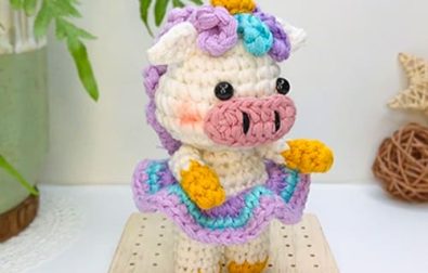 free-pdf-amigurumi-skirted-unicorn-crochet-pattern