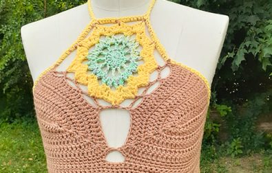 sunny-summer-free-crochet-halter-crop-top-pattern