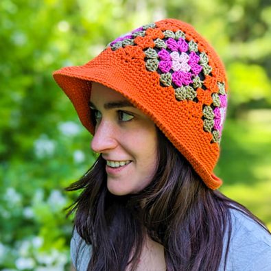 granny-square-crochet-bucket-hat-pattern-free