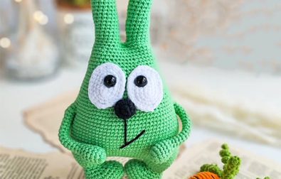 free-crochet-bunny-and-carrot-amigurumi-pdf-pattern