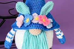 free-crochet-easter-bunny-gnome-pattern
