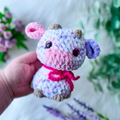 free-little-amigurumi-cow-crochet-pattern