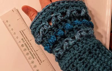 puff-fingerless-gloves-pattern-free-crochet