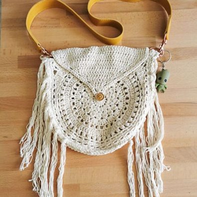 boho-mandala-crochet-shoulder-bag-free-pattern