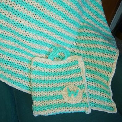 crochet-baby-ripple-blanket-and-bag-free-pattern