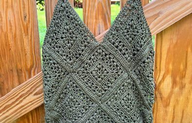 grey-tulip-crochet-square-tank-top-free-pattern