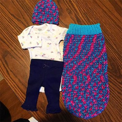 cuddle-cocoon-crochet-pattern-newborn-free