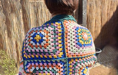 granny-square-crochet-bolero-sleeves-free-pattern